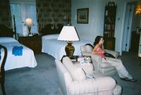 1800423-r1-032-14a.jpg(1480372 bytes) -- [1800 x 1215],  