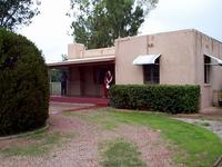 houseB11.jpg(102915 bytes) -- [800 x 600],  